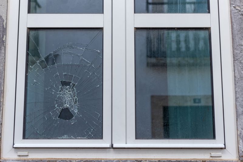Curved Window Repair in Alpharetta, GA